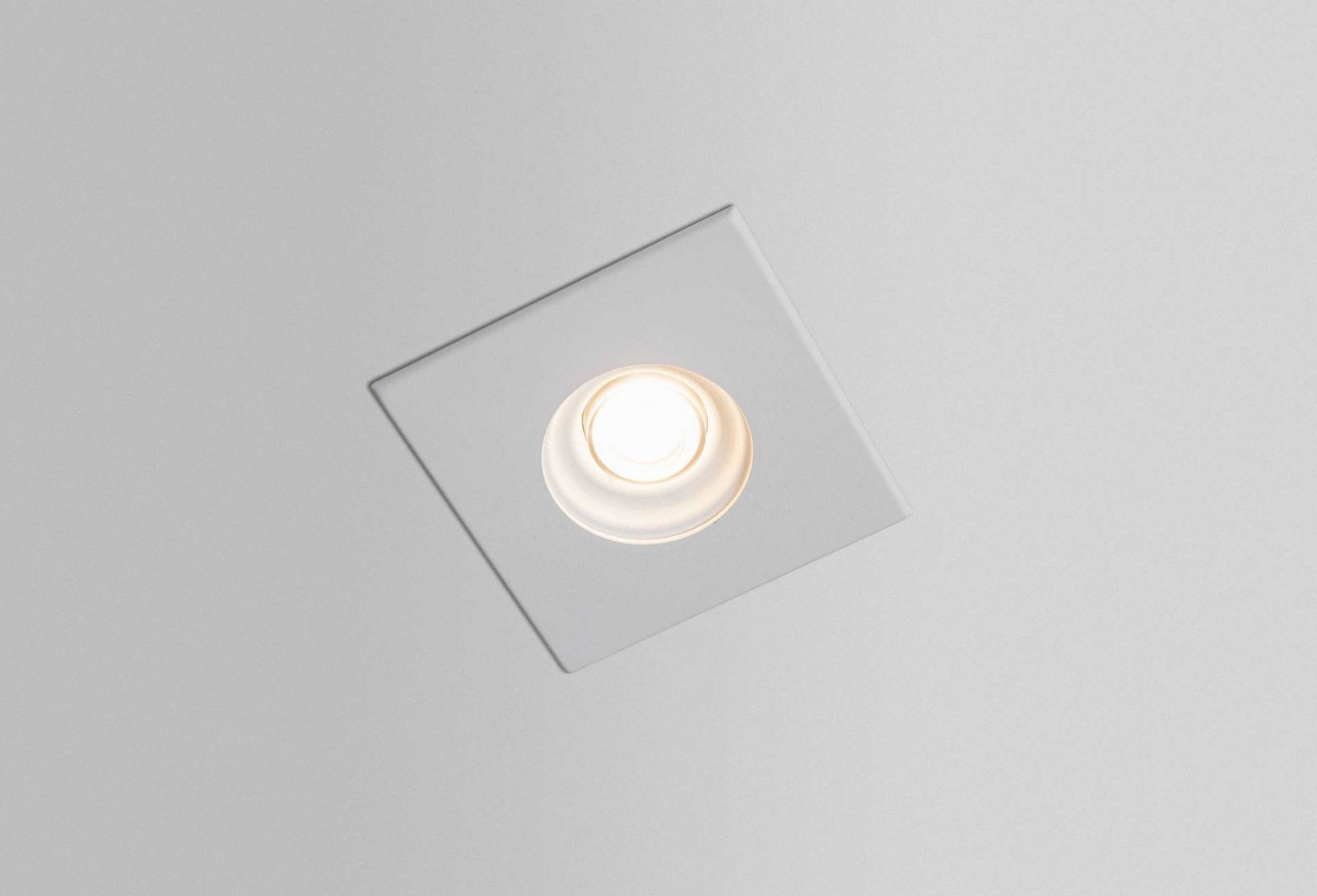 Luminária Ara Quadrada